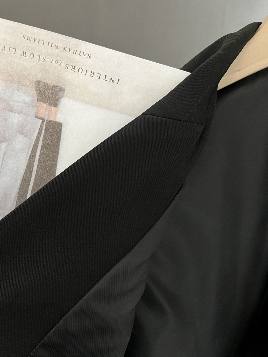 Women's Short Black Suit Jacket, 2025 British Style Blazer, High-End Quality, Fashionable for Spring and Autumn Wear Women's Short Black Suit Jacket, 2025 British Style Blazer, High-End Quality, Fashionable for Spring and Autumn Wear