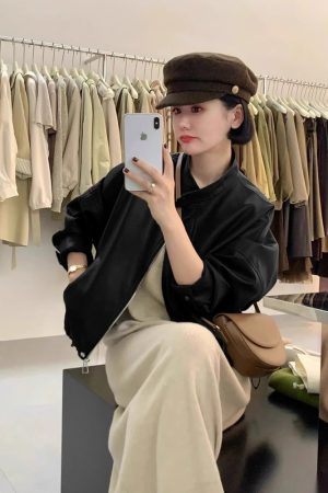 Women's Short White Leather Motorcycle Jacket - Trendy 2024 Spring Autumn Style for Petite Figures