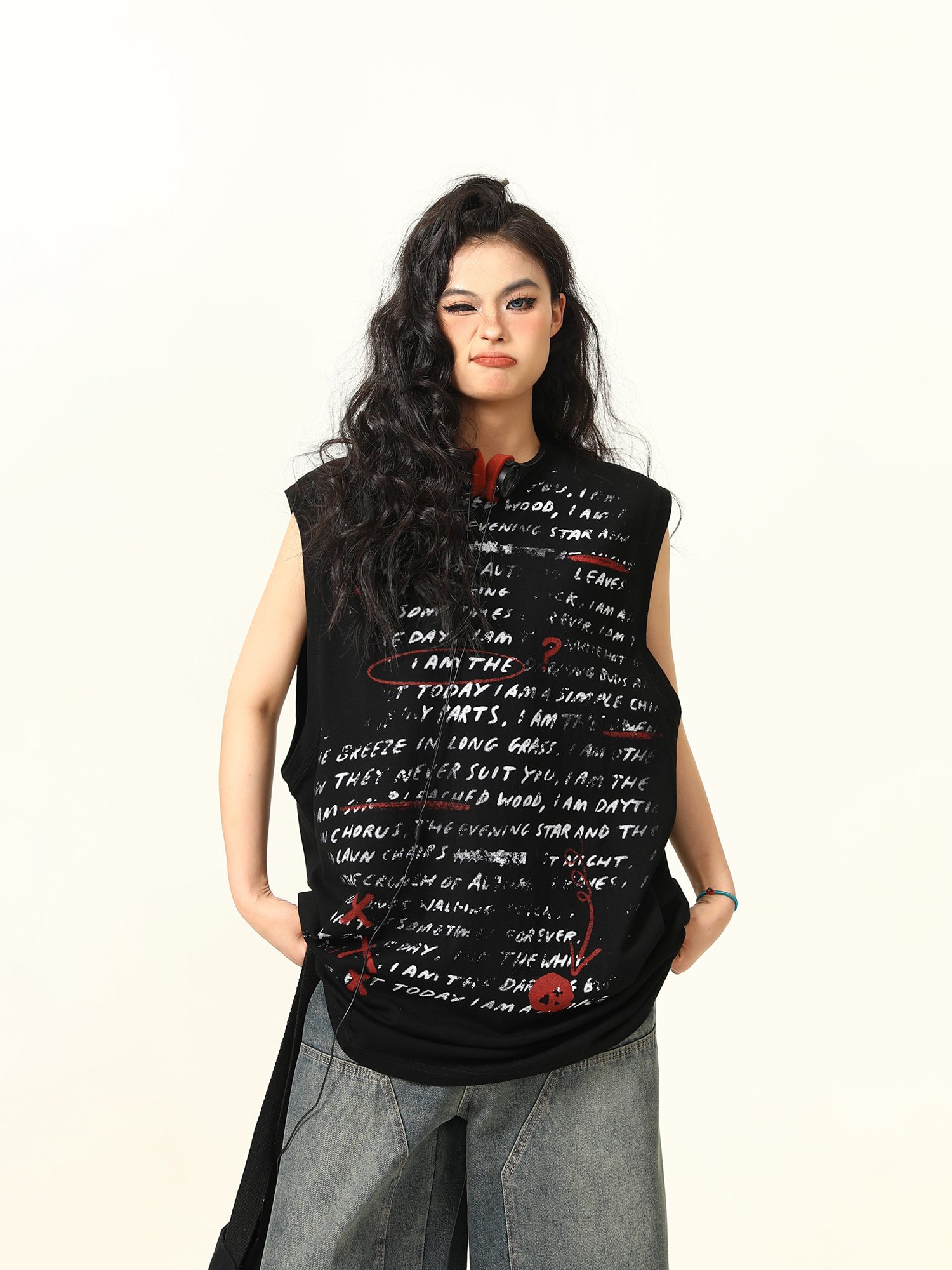 Women's Sleeveless Graffiti Letter Tank Top - American Street Style Summer Loose Vest, Versatile Outerwear Women's Sleeveless Graffiti Letter Tank Top - American Street Style Summer Loose Vest, Versatile Outerwear