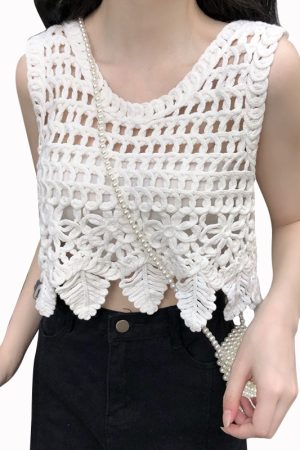 Women's Sleeveless Lace Crop Top - Retro Knitted Hollow-Out Design with Sexy Crochet Details, Perfect for Y2K and Summer Style
