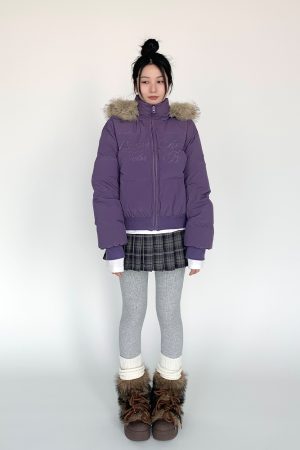 Women's Slim-Fit Black and White Short Cotton Coat with Removable Fur Collar for Winter Fashion