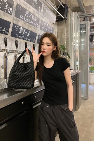 Womenâ€™s Slim-Fit Pure Cotton Short Sleeve T-Shirt - Summer 2025 Niche Design, Casual Style Top