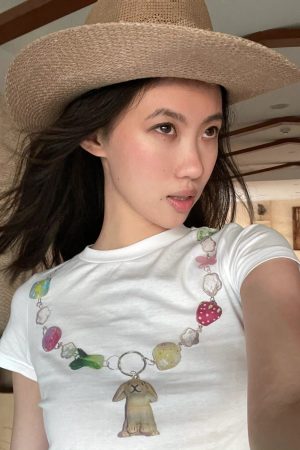 Womenâ€™s Slim Fit White Short Sleeve T-Shirt - American Retro Summer Style, Pure Cotton, Niche Design