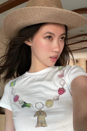 Womenâ€™s Slim Fit White Short Sleeve T-Shirt - American Retro Summer Style, Pure Cotton, Niche Design