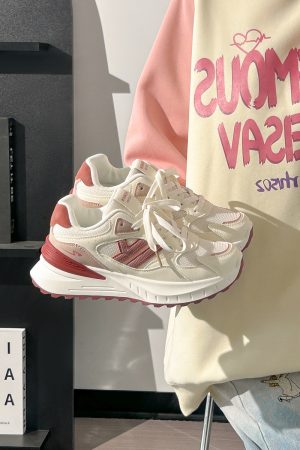 Women's Soft-Soled Mesh Sneakers - Breathable Little White Shoes, Versatile Summer 2025 Style, Trendy Dad Sneakers for Women