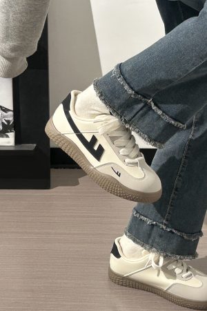Women's Soft-Soled White Sneakers - Trendy Mesh Breathable Board Shoes for Summer 2025, Korean Style, Ins Fashion
