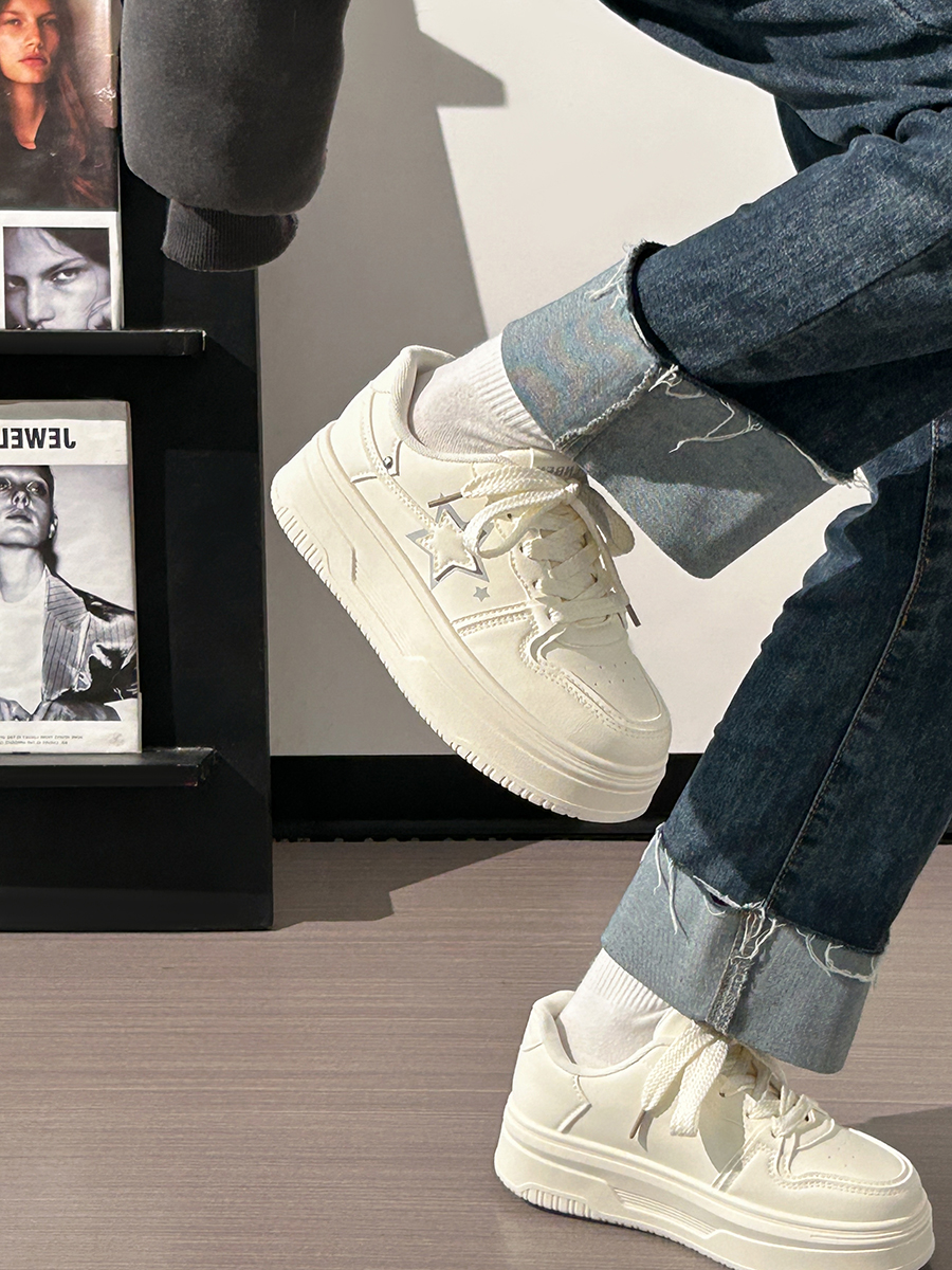 Women's Spring Thick-Soled White Sneakers, Versatile Minimalist Design, Niche Big Toe Shoes for a Trendy Look Women's Spring Thick-Soled White Sneakers, Versatile Minimalist Design, Niche Big Toe Shoes for a Trendy Look