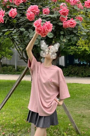 Women's Suede Short-Sleeve T-shirt - American High Street Style, Summer 90s Inspired, Casual Couple's Heavyweight Tee