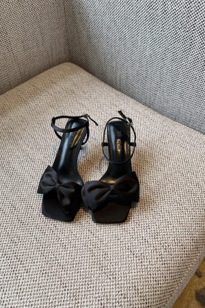 Women's Summer 2025 One-Strap High-Heeled Sandals with Bow - Sweet Outdoor Style for Skirts and Dresses