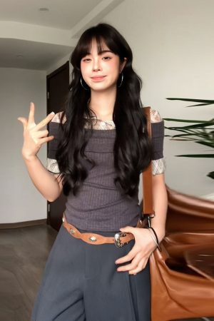 Women's Summer Fake Two-Piece Layered Short Sleeve Shirt, Spliced Knitted College Style, Slim Fit Flattering Top