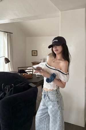 Women’s Summer Lace Splicing One-Shoulder Slim Top - Short Sleeve T-Shirt in White Tea, Sweet Desire Style