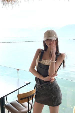 Women's Summer Linen Duckbill Hat - Breathable Octagonal Design for Sun Protection - Versatile Yuppie Old Money Style