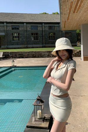 Women's Summer Short Sleeve Sun Protection Top and Bodycon Skirt Two-Piece Set - Stylish Y2K Fashion for Warm Weather