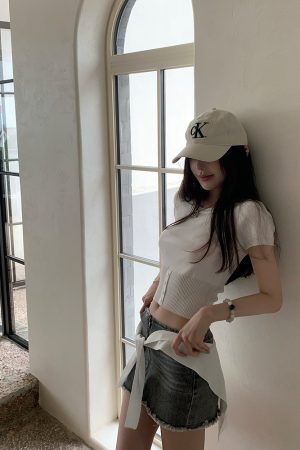 Women's Summer White Short Sleeve T-Shirt and Shawl Knitted Two-Piece Set, Lightweight, Holiday Fresh, Y2K Style