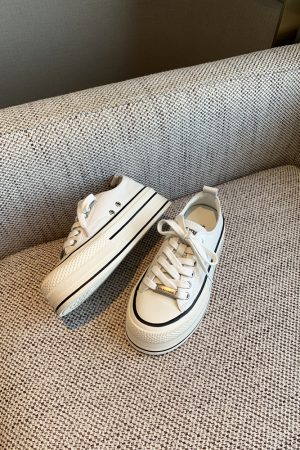 Women's Thick-Soled Genuine Leather Sneakers - Versatile College Style Casual Lace-Up Sports Shoes in White - 2025 Trend