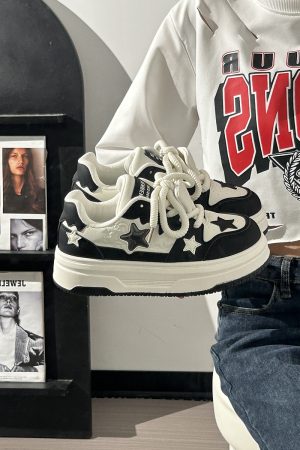 Women's Thick-Soled White Sneakers - Versatile Mesh Breathable Height-Increasing Trendy Shoes for Y2K Style