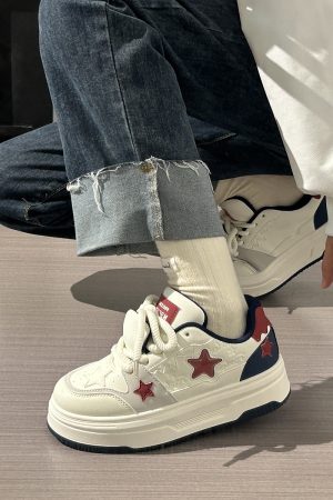 Women's Thick-Soled White Sneakers - Versatile Mesh Breathable Height-Increasing Trendy Shoes for Y2K Style