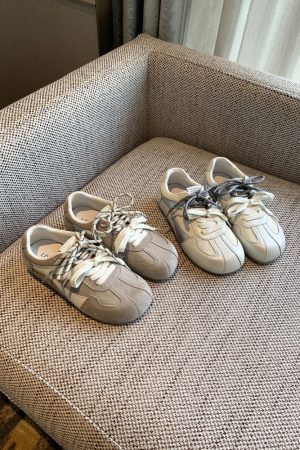 Women's Versatile Flat Hiking Shoes - Comfortable Casual Sports Footwear for Spring 2025