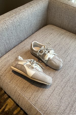 Women's Versatile Flat Hiking Shoes - Comfortable Casual Sports Footwear for Spring 2025