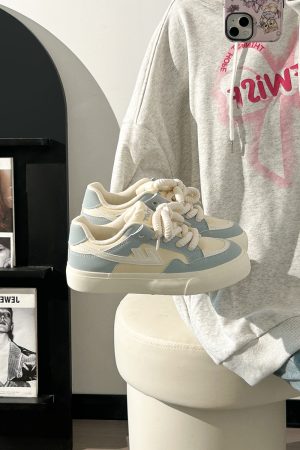 Womenâ€™s Versatile Little White Canvas Sneakers - Breathable Soft Sole Summer Shoes - Trendy Casual Footwear for Everyday Style