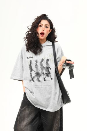 Womenâ€™s Vintage Blurry Portrait Print Short Sleeve T-Shirt - Summer Round Neck Loose Fit Couples Tee - 90s Inspired Fashion