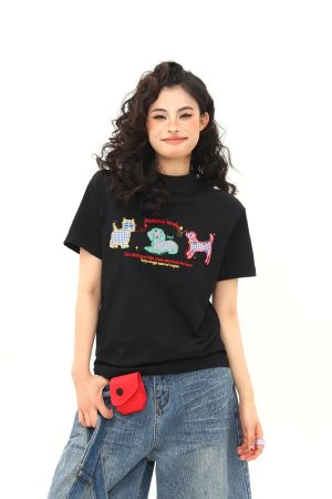 Women's Vintage Cartoon Dog Embroidery Shoulder T-Shirt, Slightly Loose Fit, Slimming Short Sleeve, Versatile Y2K Style