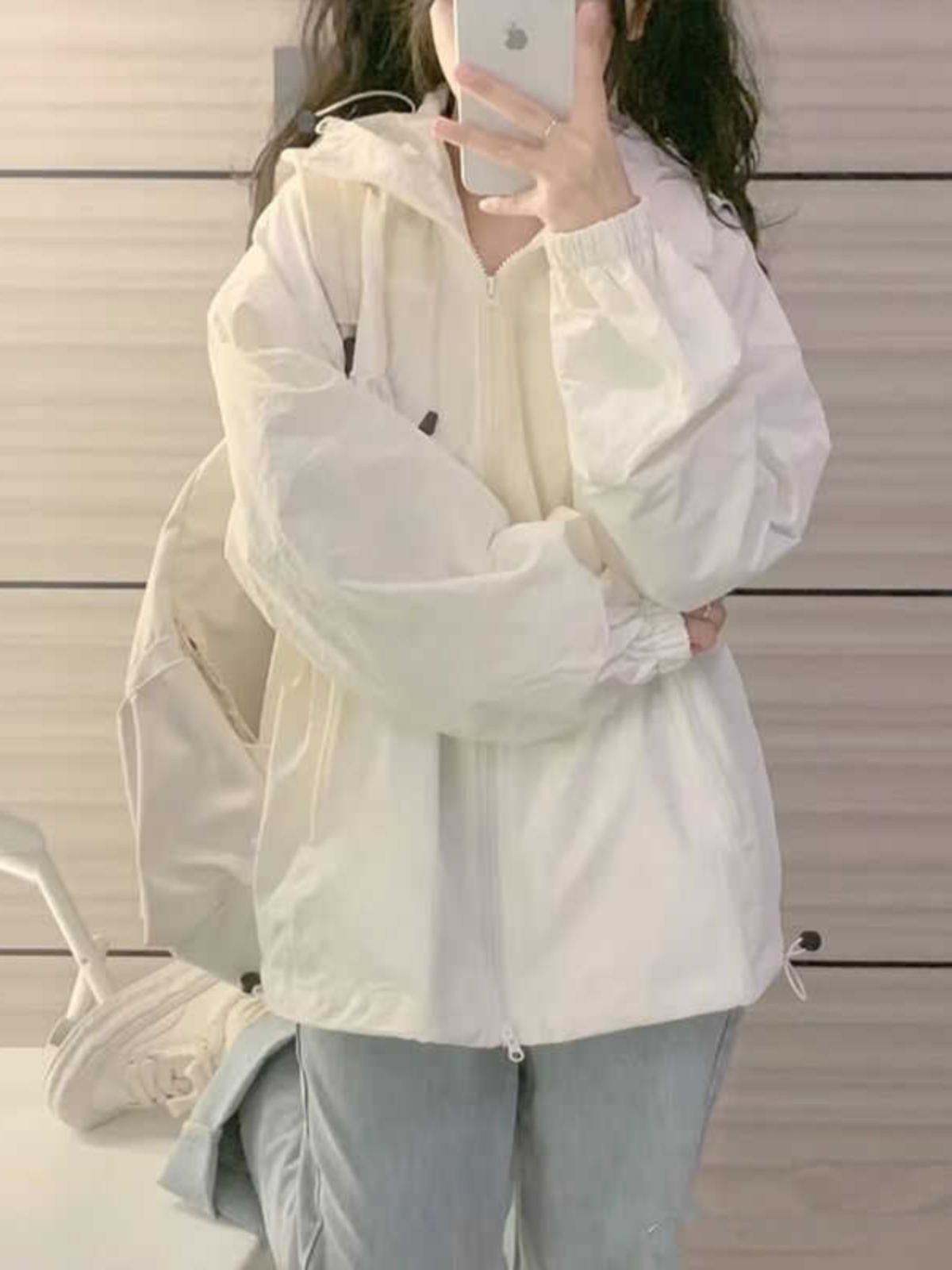 Women's Vintage Chic Lightweight White Sun Protection Jacket with Hood, Short Cardigan for Junior High and High School Students Women's Vintage Chic Lightweight White Sun Protection Jacket with Hood, Short Cardigan for Junior High and High School Students