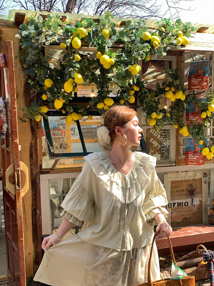 Women's Vintage Green Ruffled Linen Shirt and Floral A-Line Skirt Set - Summer Fashion, Boho Style, Perfect for 90s Inspired Looks Women's Vintage Green Ruffled Linen Shirt and Floral A-Line Skirt Set - Summer Fashion, Boho Style, Perfect for 90s Inspired Looks