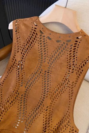Women's Vintage Western Cowboy Style Suede Fringe Hollow-Out Vest for Travel - Boho Chic, Festival Ready