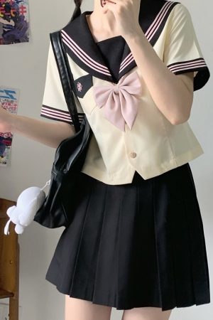 Women's Waist-Defined Sailor Suit Uniform Set - Camellia & Book Custard Short Sleeve College Style Summer Fashion