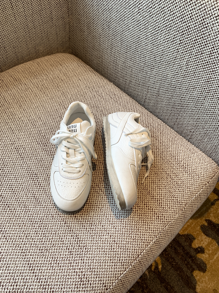 Women's White Genuine Leather Sneakers - Retro 2025 Training Shoes, Lightweight Thick Sole, Non-Slip Casual Sports Footwear Women's White Genuine Leather Sneakers - Retro 2025 Training Shoes, Lightweight Thick Sole, Non-Slip Casual Sports Footwear