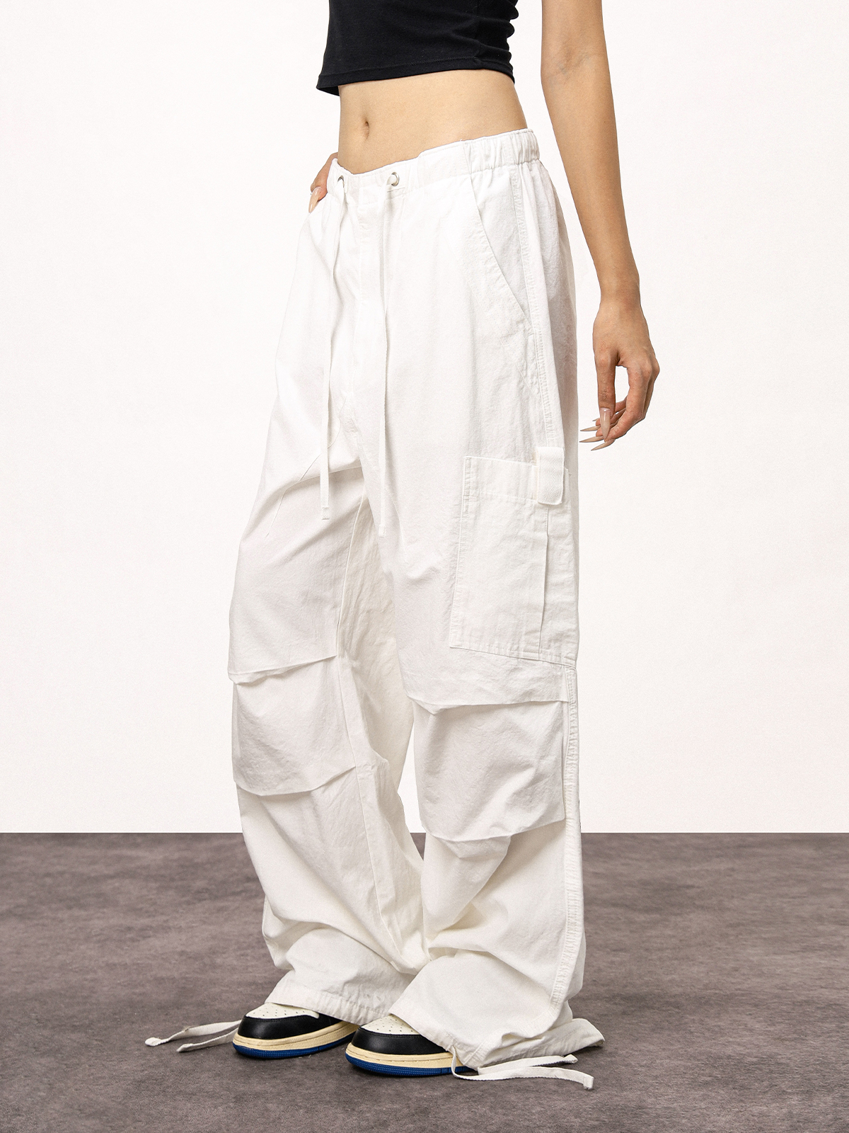 Women's White Loose Casual Paratrooper Pants - Unisex Wide-Leg Straight Trousers - Y2K Inspired Fashion Women's White Loose Casual Paratrooper Pants - Unisex Wide-Leg Straight Trousers - Y2K Inspired Fashion