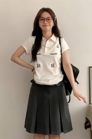 Women's White Short-Sleeve Polo Shirt with Dog Embroidery - Summer 2023 American-Style Fitted Sports Top