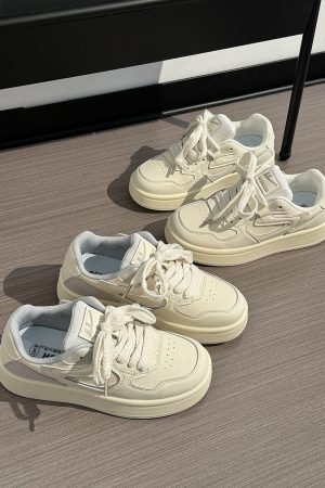 Women's White Sneakers 2025 - Breathable Simple Board Shoes for Students, Korean Style, Versatile Casual Footwear, Trendy INS Fashion