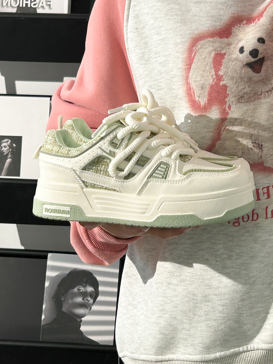 Women's White Thick-Soled Sneakers - Breathable Casual Skate Shoes for Spring Summer - Versatile Niche Fashion Footwear Women's White Thick-Soled Sneakers - Breathable Casual Skate Shoes for Spring Summer - Versatile Niche Fashion Footwear