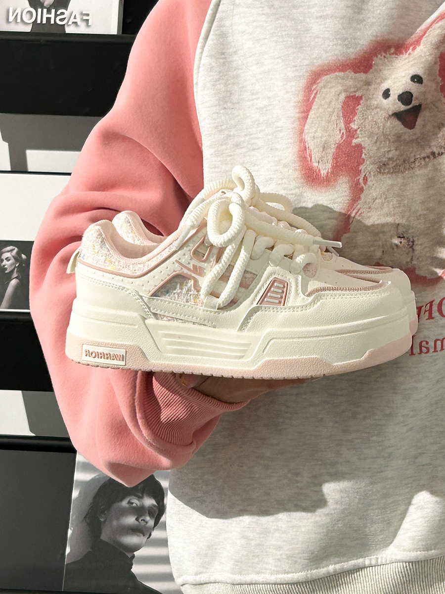 Women's White Thick-Soled Sneakers - Breathable Casual Skate Shoes for Spring Summer - Versatile Niche Fashion Footwear Women's White Thick-Soled Sneakers - Breathable Casual Skate Shoes for Spring Summer - Versatile Niche Fashion Footwear