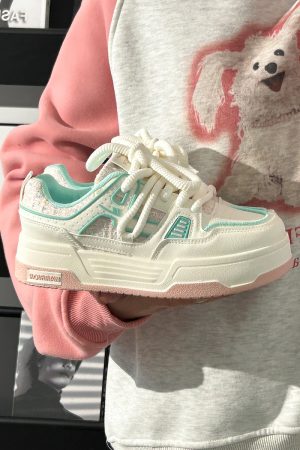 Women's White Thick-Soled Sneakers - Breathable Casual Skate Shoes for Spring Summer - Versatile Niche Fashion Footwear