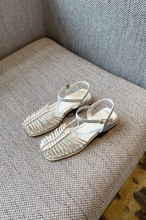 Women's Woven Closed-Toe Sandals 2025 Summer Korean Style Breathable Hollow Roman Commuter Shoes for Versatile Fashion