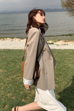 Women's Wrinkle-Free Blazer Jacket for Spring & Autumn 2025, High-End Niche Design, Small Size, Chic Lightweight Blazer