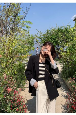 Women's Wrinkle-Free Blazer Jacket for Spring & Autumn 2025, High-End Niche Design, Small Size, Chic Lightweight Blazer