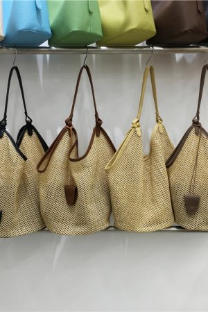 Woven Straw Tote Bag for Summer 2025 - Large Capacity Casual Shoulder Bag for Vacation and Everyday Use