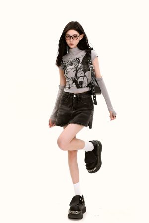 Y2K American Retro Short Sleeve T-Shirt - Sweet and Spicy Anime Slim Fit Top for Summer Outfits