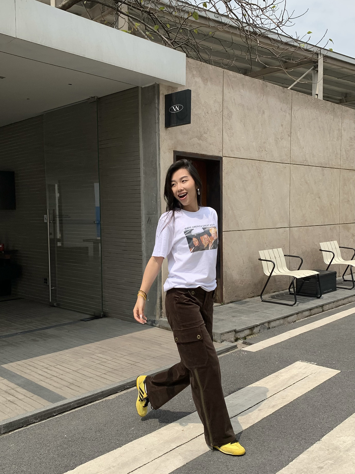 Y2K Cargo Pants with Zipper in Brown and Green - Towel Elastic Material, Trendy Waist-to-Hip Ratio, Urban Street Style Y2K Cargo Pants with Zipper in Brown and Green - Towel Elastic Material, Trendy Waist-to-Hip Ratio, Urban Street Style