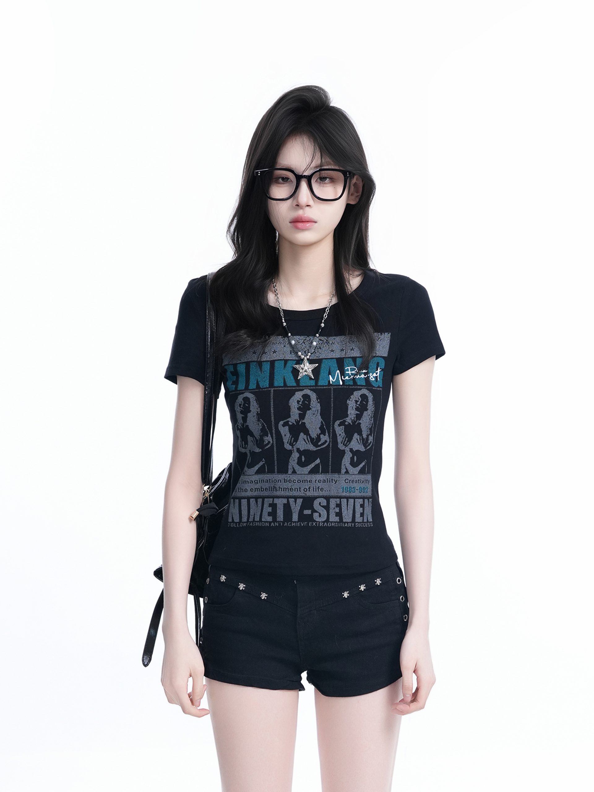 Y2K Dark Style Slim Short-Sleeve T-Shirt for Women - Fitted Base Layer Top for Petite Figures with Unique Mountain Quote Design Y2K Dark Style Slim Short-Sleeve T-Shirt for Women - Fitted Base Layer Top for Petite Figures with Unique Mountain Quote Design