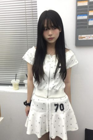 Y2K Summer Star Print Off-Shoulder Top & Slim-Fit Skirt Two-Piece Sports Suit for Women - American Style Sweet & Spicy Look