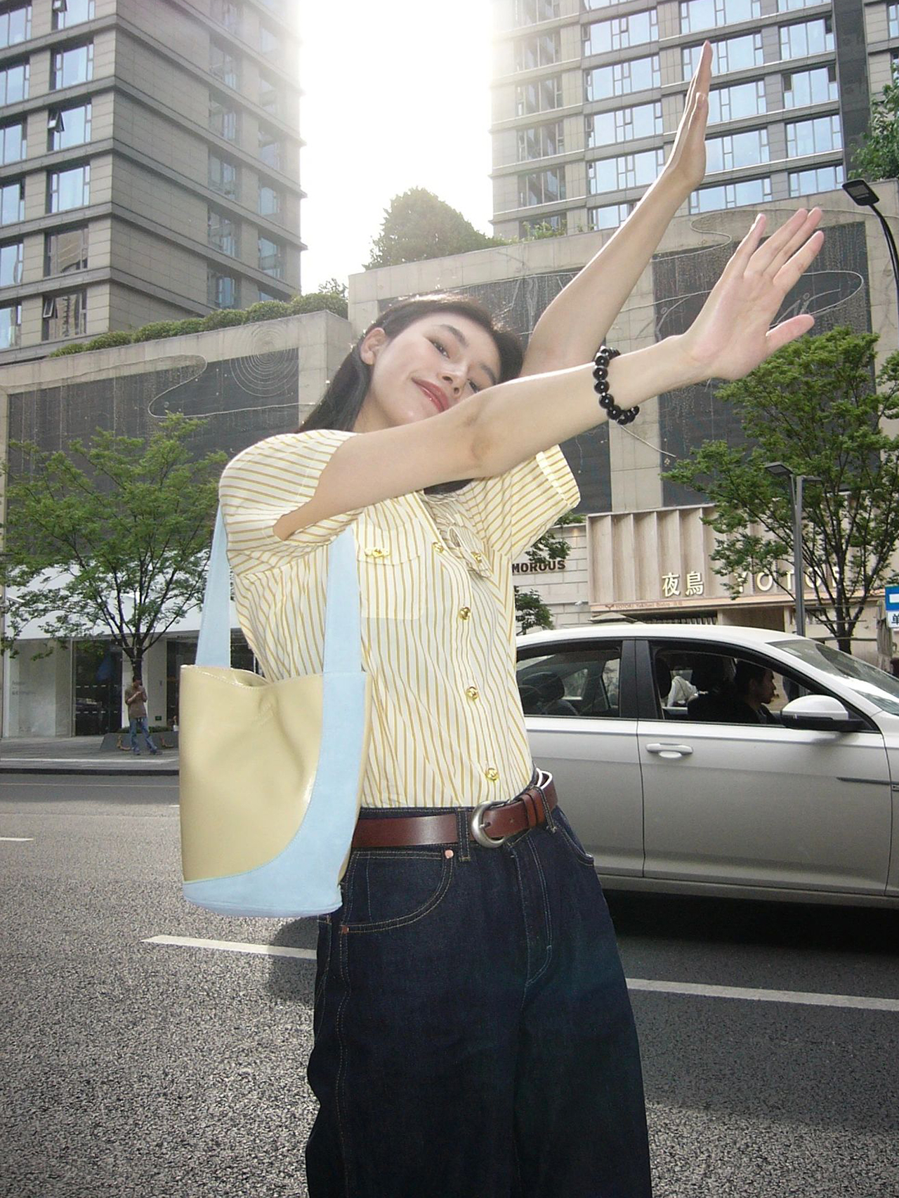 Yellow Striped Short-Sleeve T-Shirt for Women - Retro American Style, Summer Vacation Top, Trendy Instagram Fashion Yellow Striped Short-Sleeve T-Shirt for Women - Retro American Style, Summer Vacation Top, Trendy Instagram Fashion