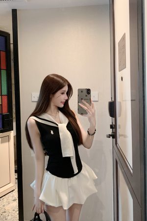 Zhang Yuanying College Vest Shawl Two-Piece Set - Stylish Layered Look for Casual Y2K Fashion